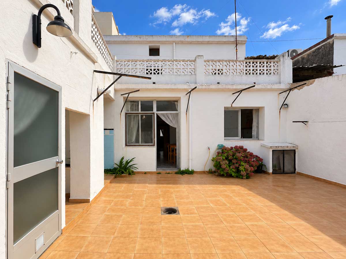 Patio village house vall de laguar for sale