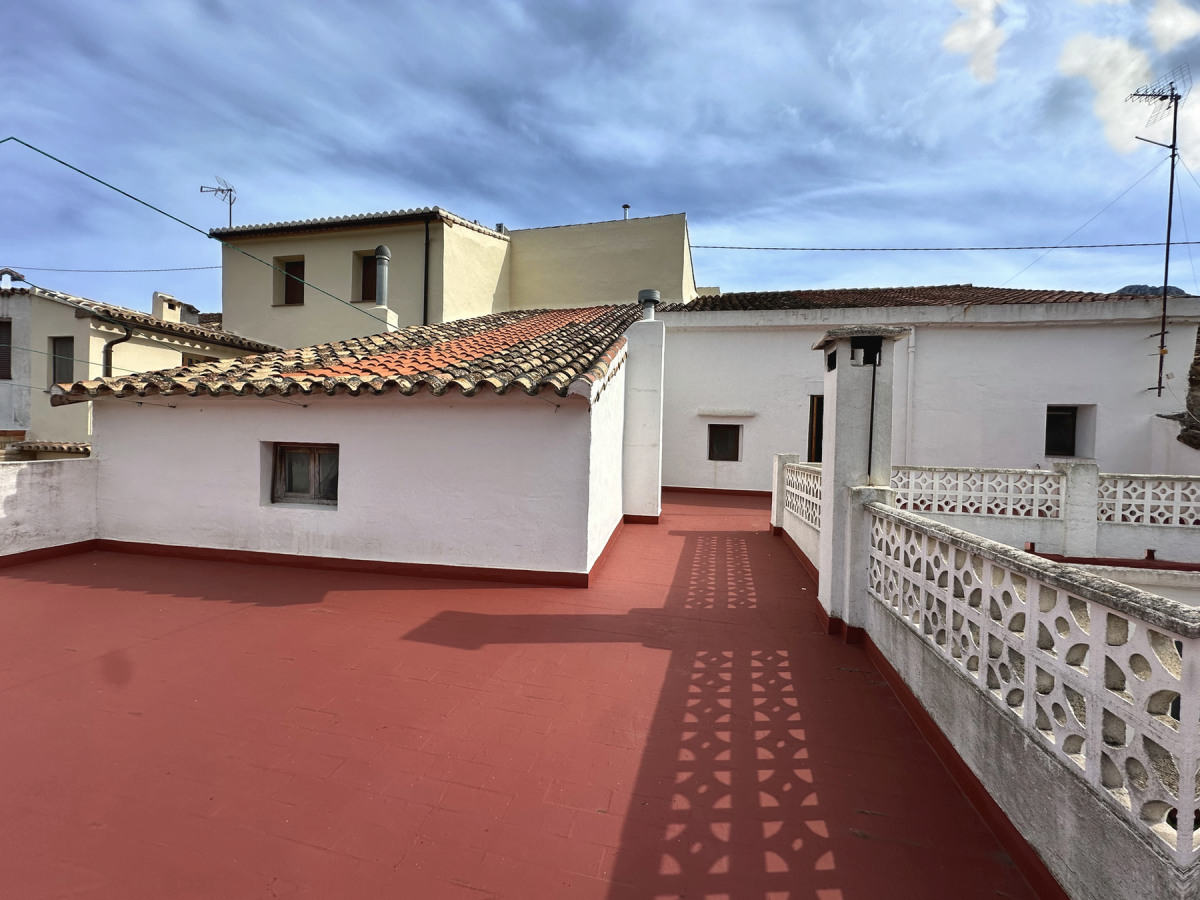 big roofterrace elegant townhouse for sale