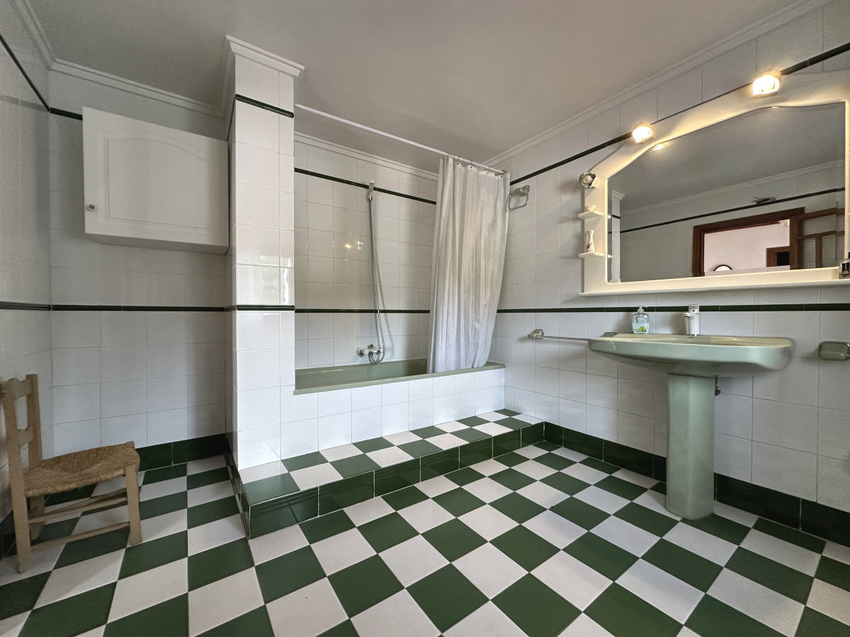 ample bathroom on first floor