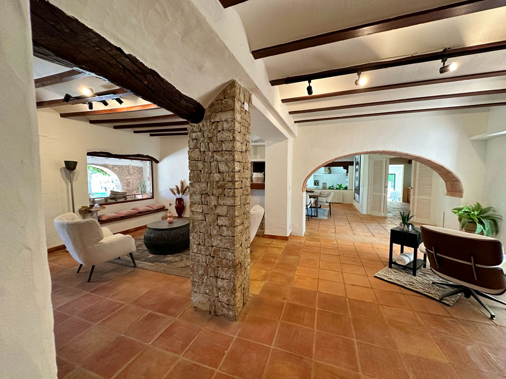 dry stone pillars living room luxury Finca Spain for sale