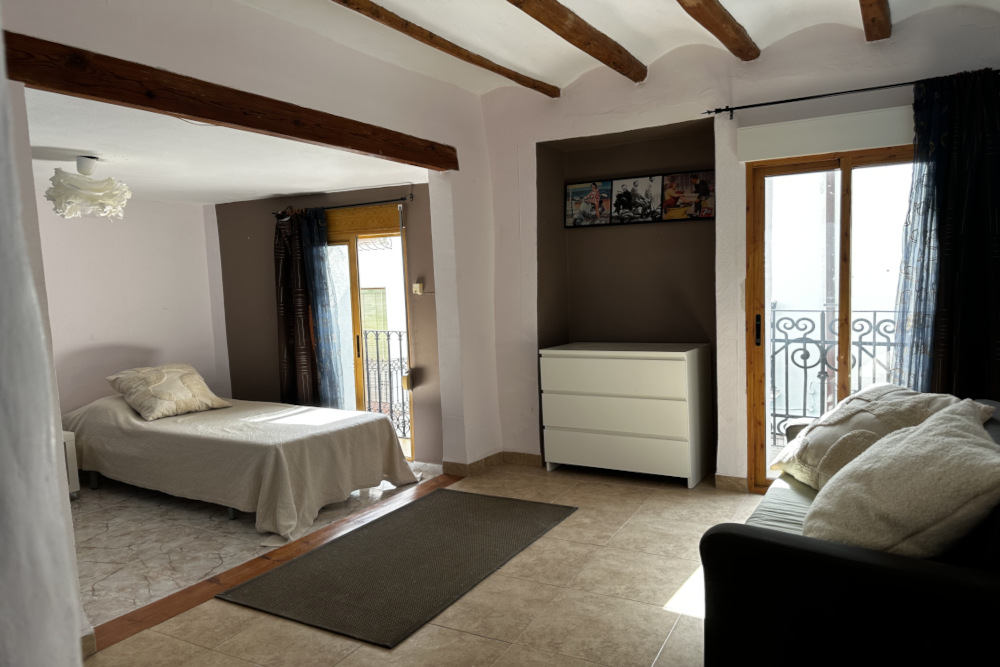 Dos encantadoras casas de pueblo en venta en Famorca