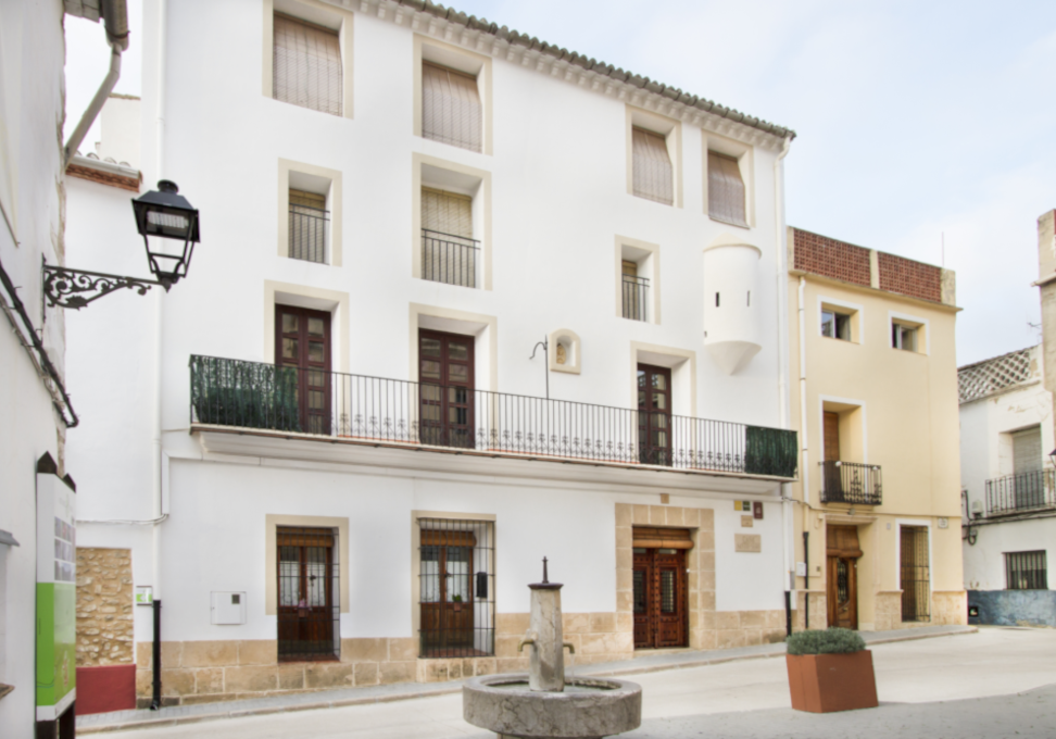 Majestic 19th-Century Mansion in Vall de Gallinera, 1208m² living area, €1,300,000.