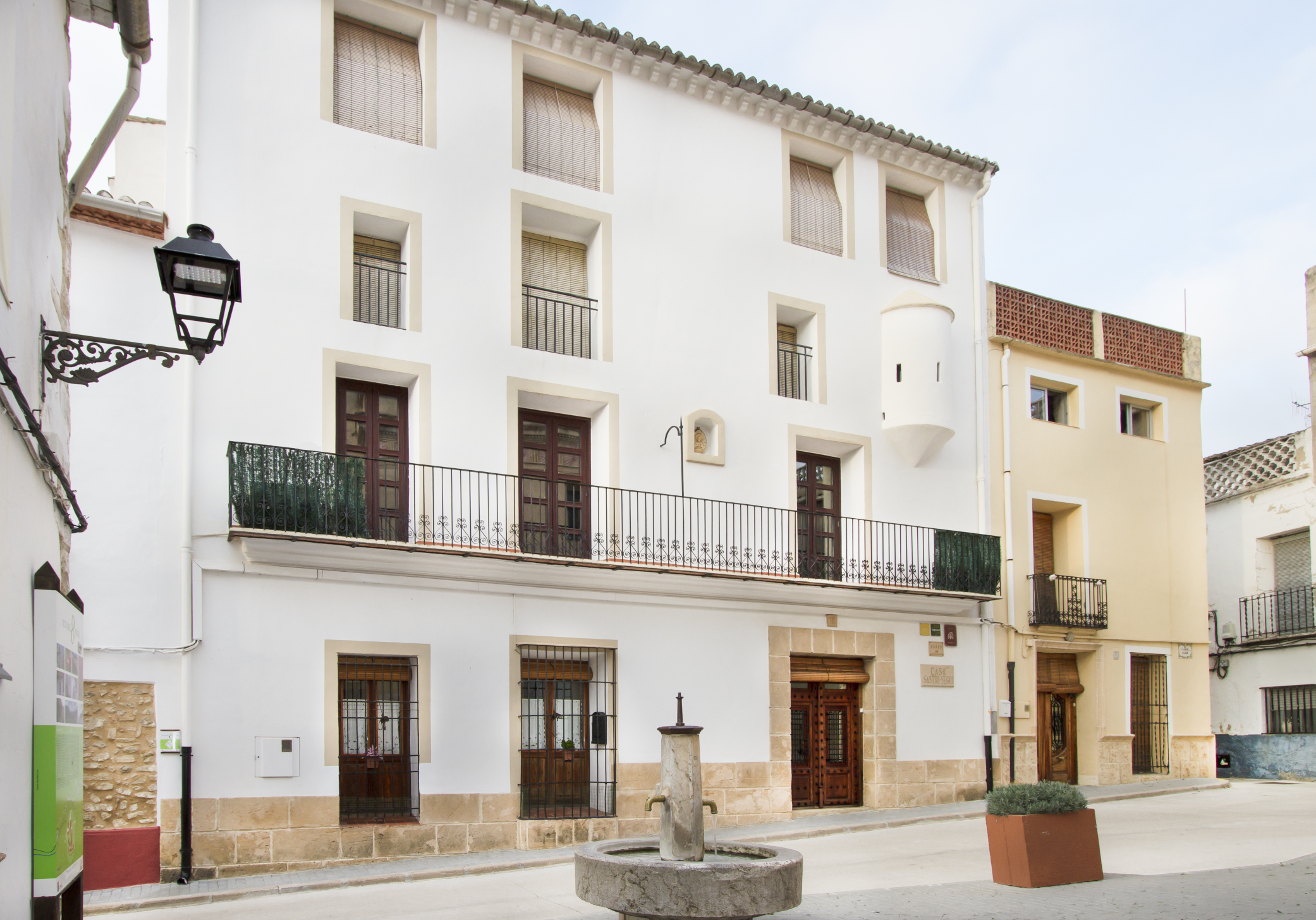 Majestueus 19e-eeuws herenhuis in Vall de Gallinera - perceel :meer dan 1000m2  - Prijs: 1.298.000€